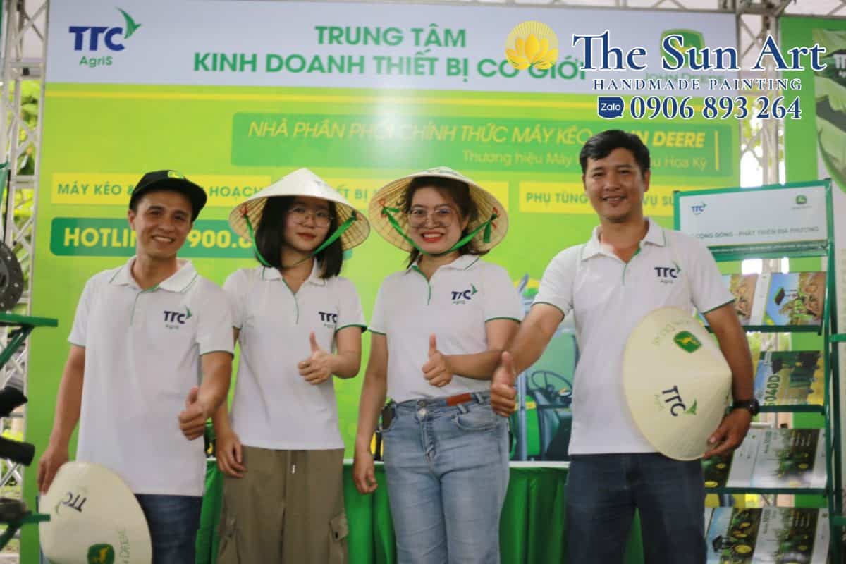 Chọn mua nón lá vẽ quà tặng ở đâu chất lượng, giá rẻ?