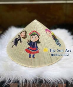 VẼ CHÂN DUNG TRÊN NÓN LÁ - THE SUN ART