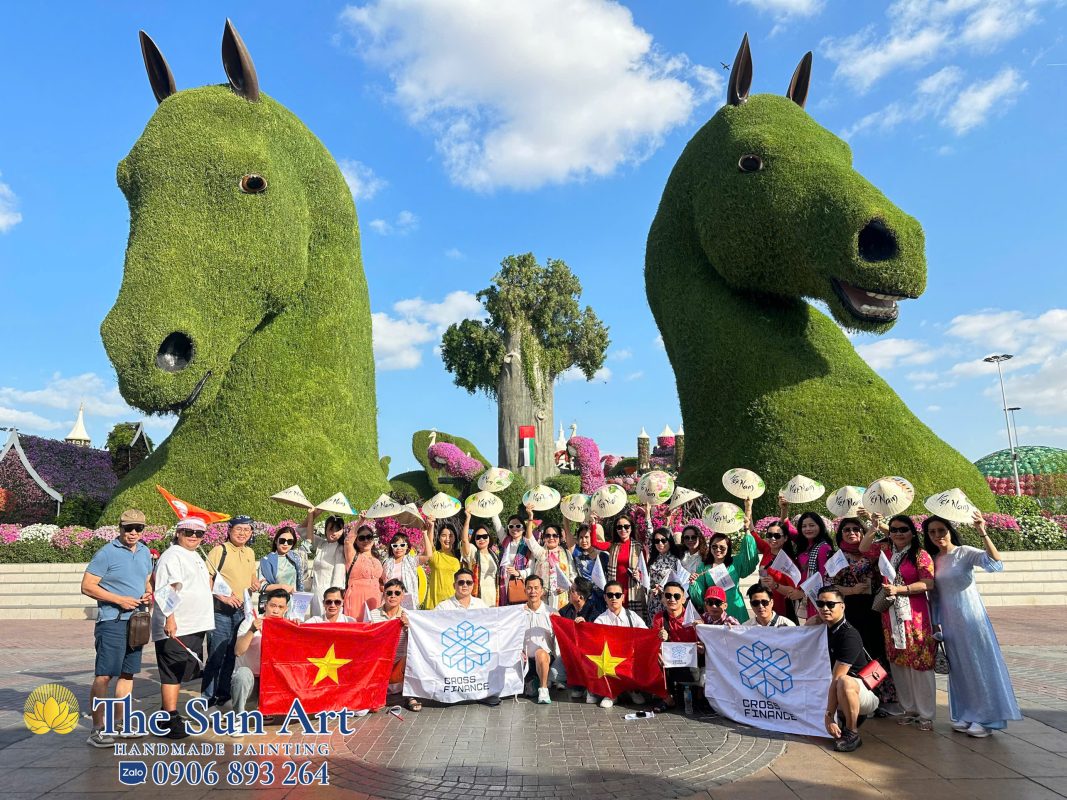 Xưởng Tranh, Nón Lá Vẽ Việt Nam The Sun ART