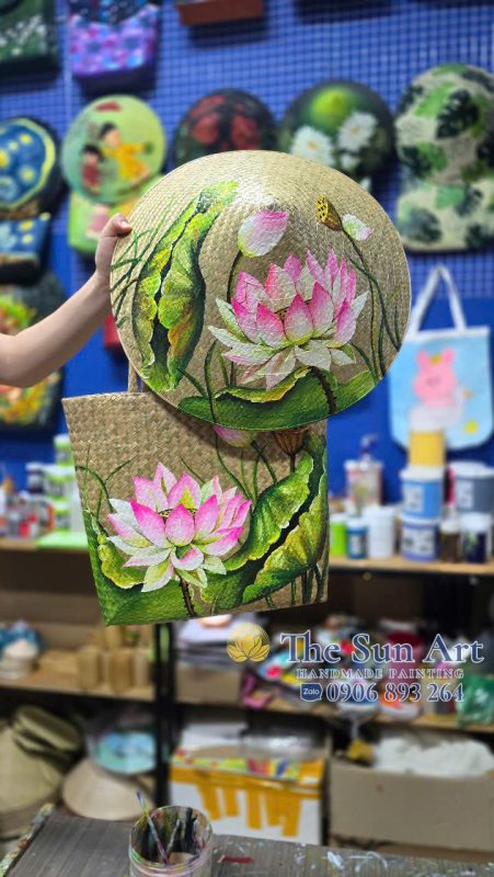 Xưởng Tranh, Nón Lá Vẽ Việt Nam The Sun ART