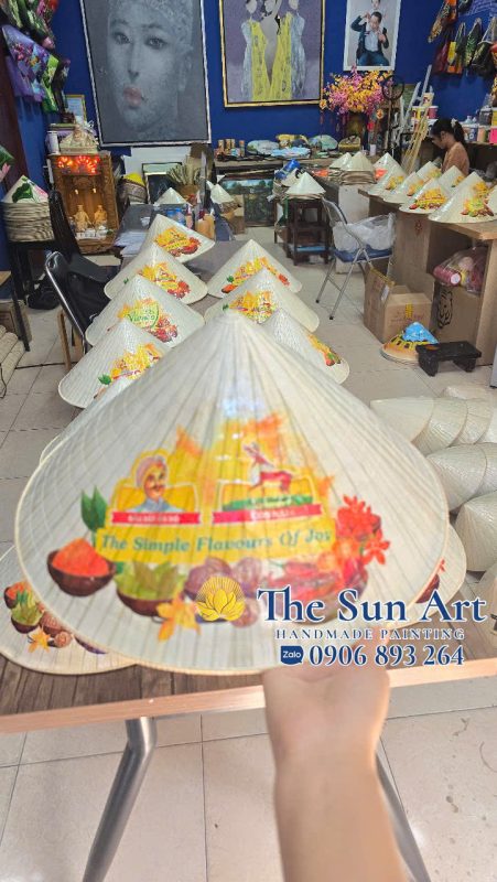 Xưởng Tranh, Nón Lá Vẽ Việt Nam The Sun ART