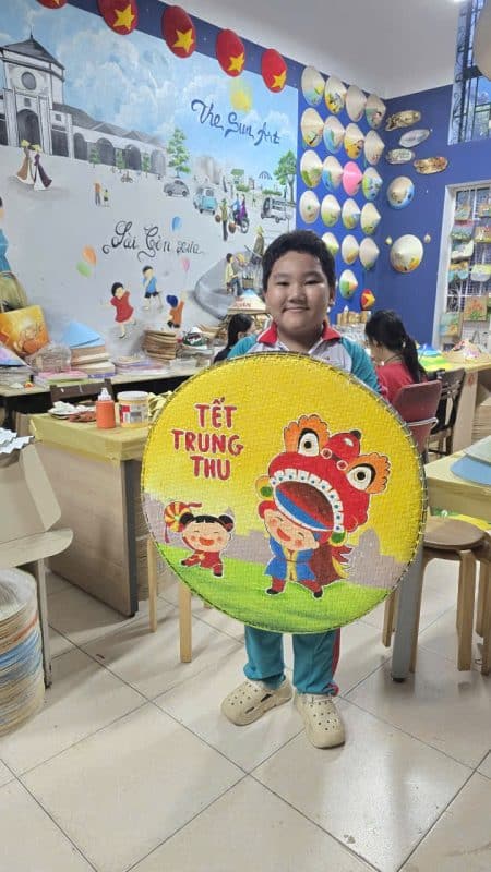 Vẽ Nón Lá – Vẽ Mẹt Chủ Đề Tết Trung Thu Tại The Sun Art