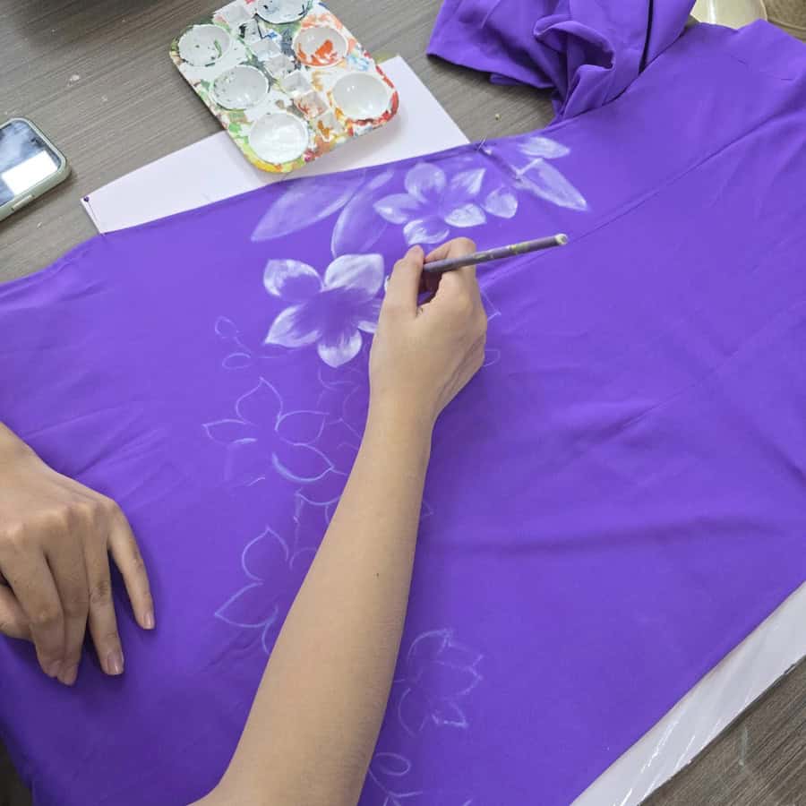 vẽ áo dài lớp 9